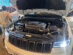 جیپ گراند شیرۆکی